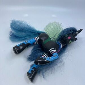 My Little Pony 2013 Queen Chrysalis Ponymania Talking One Wing Lights Up Read